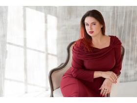 Платья Luxury Plus