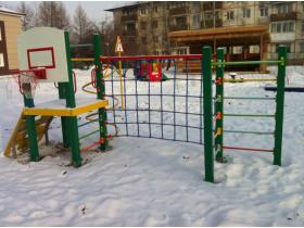 Уличные спортивные комплексы