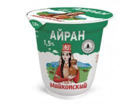 Айран в пластиковых стаканах