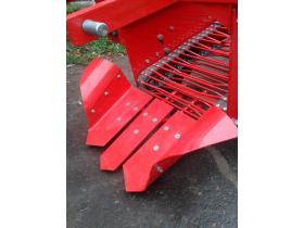 Картофелекопатель прицепной «Кормилец»