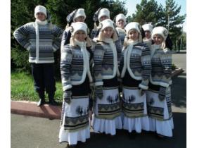 Фольклорные костюмы