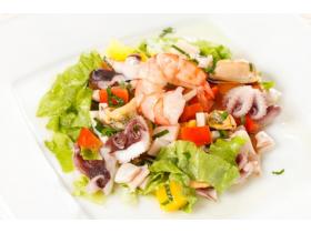 Салаты с морепродуктами
