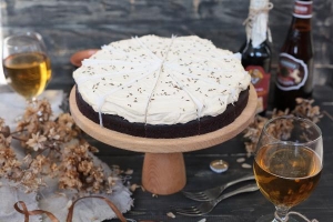 Пивной десерт "Брауни с пивным кремом и тмином"