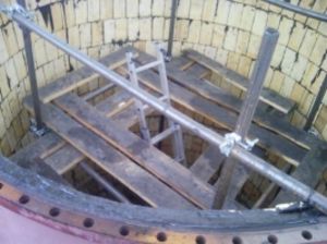 Футеровка ёмкостей, реакторов кислотостойкой плиткой на Арзамите