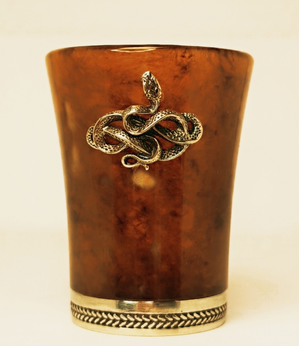 Стопка из янтаря 